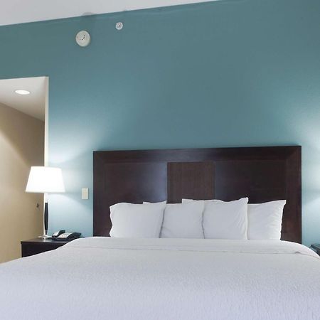 Hampton Inn North Brunswick Nj Kültér fotó