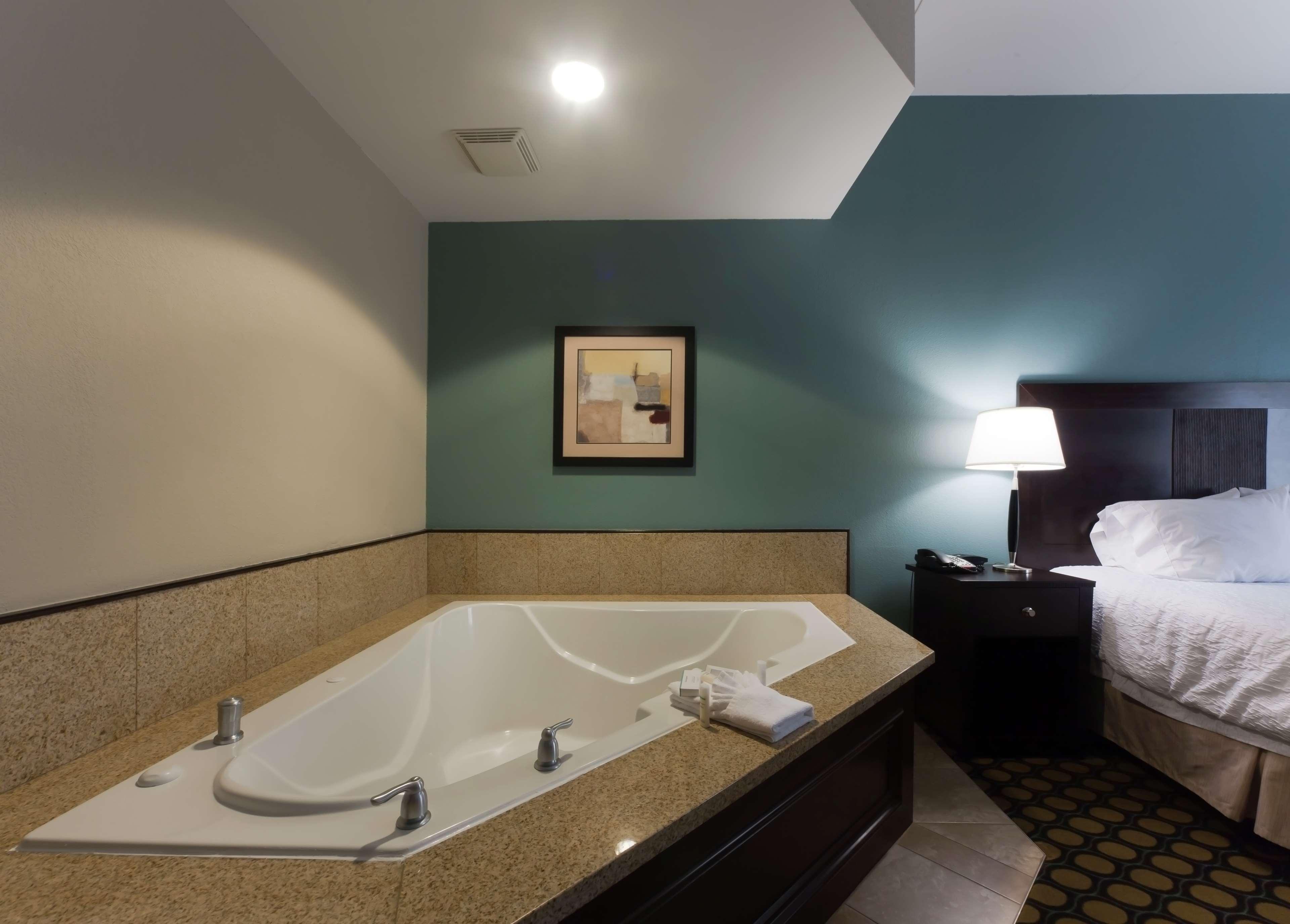 Hampton Inn North Brunswick Nj Kültér fotó