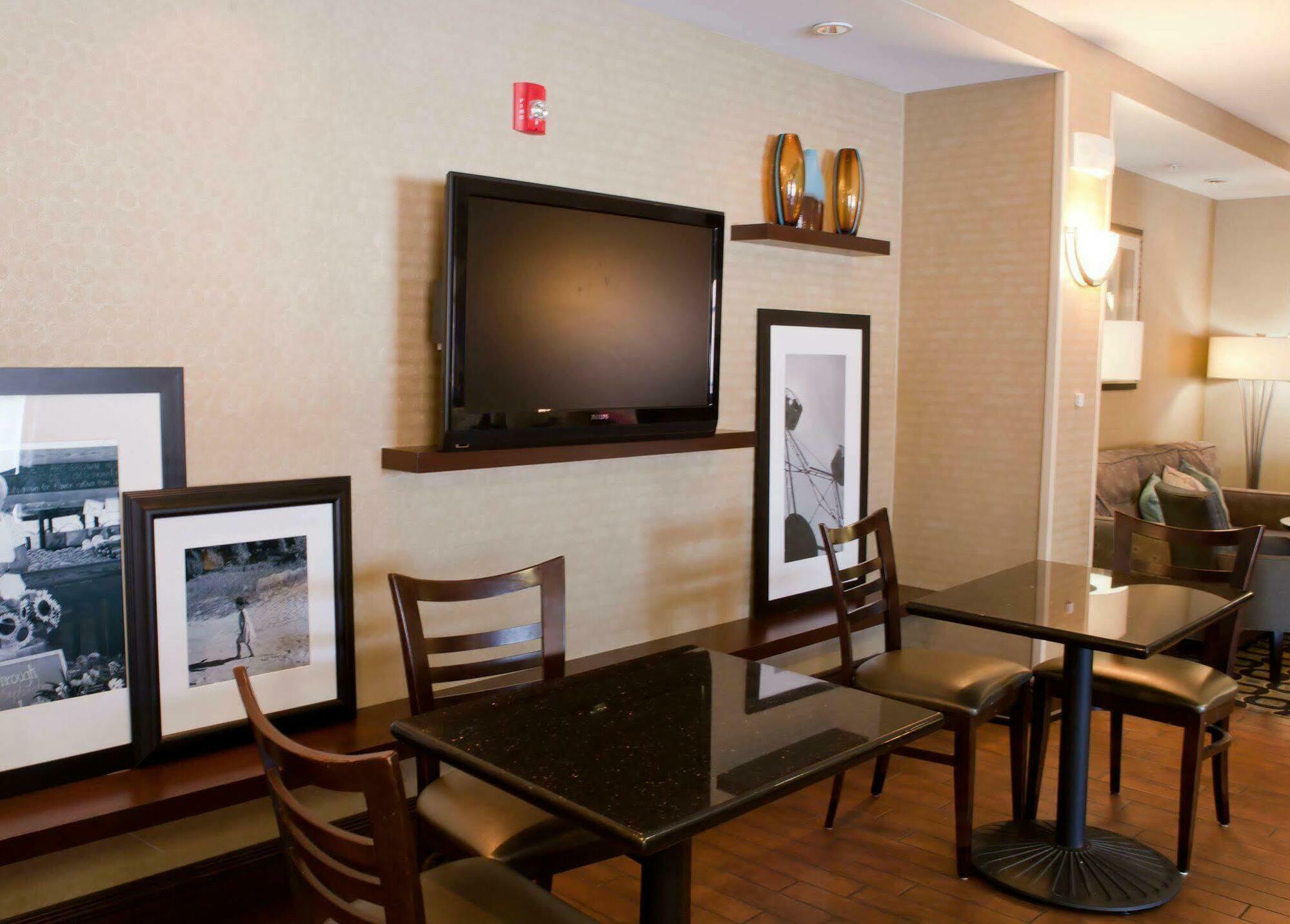 Hampton Inn North Brunswick Nj Kültér fotó